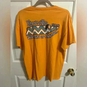 New World Graphics Collegiate Short Sleeve T-Shirt Ladies Size Large Vols
